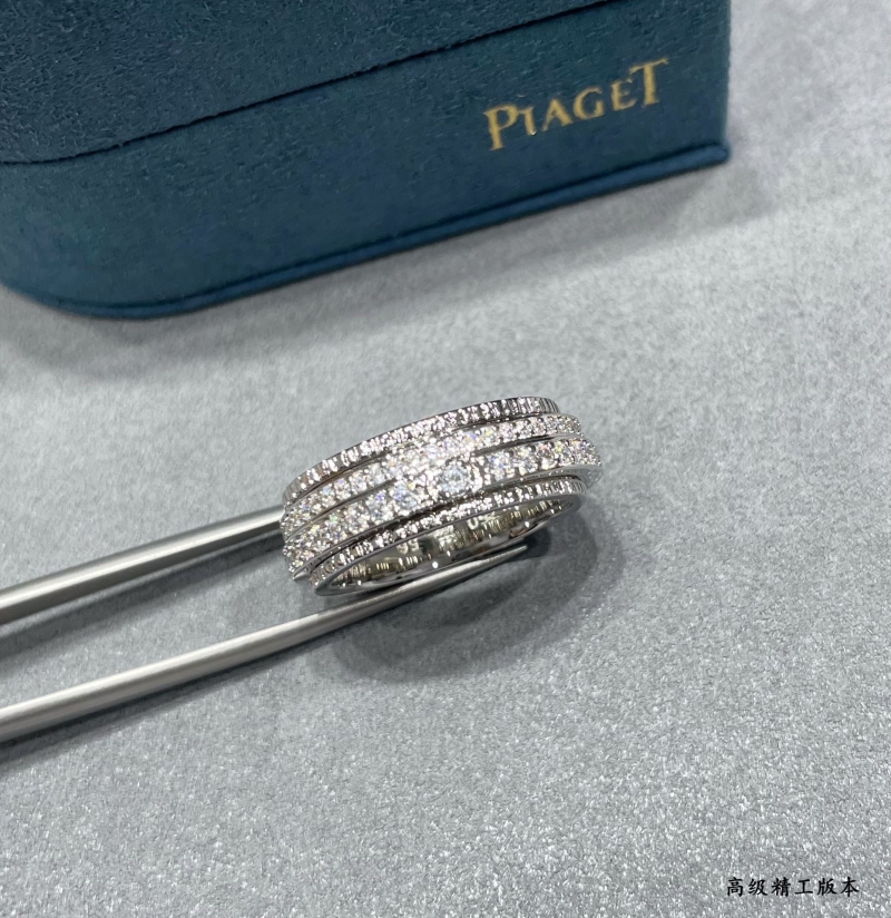 PIAGET